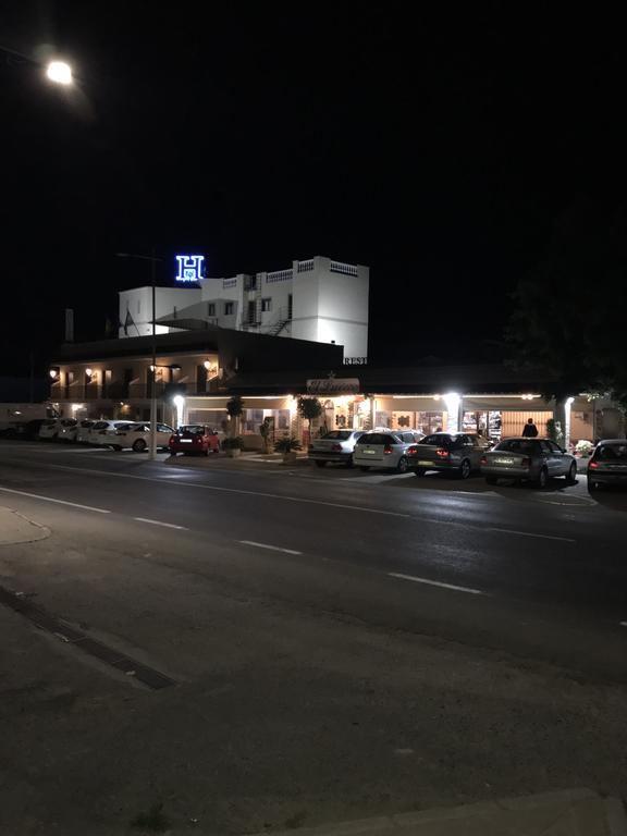 Hotel Lucero Cuevas del Almanzora Bagian luar foto