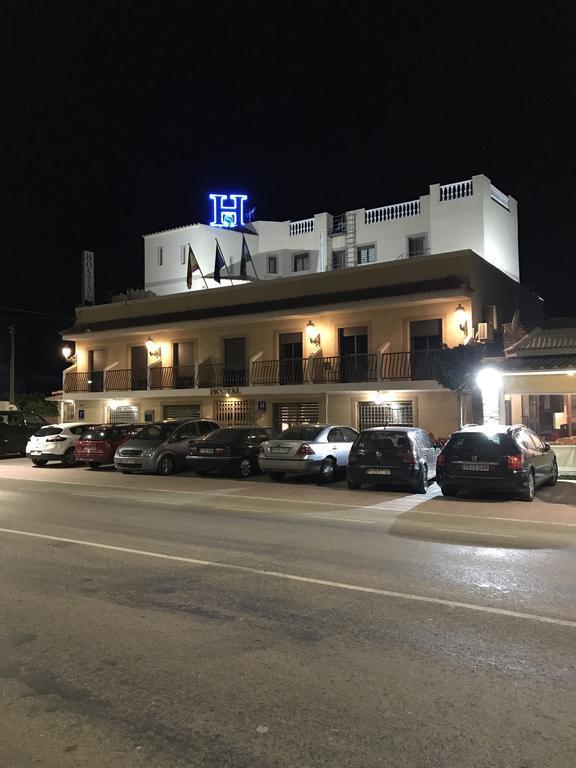 Hotel Lucero Cuevas del Almanzora Bagian luar foto